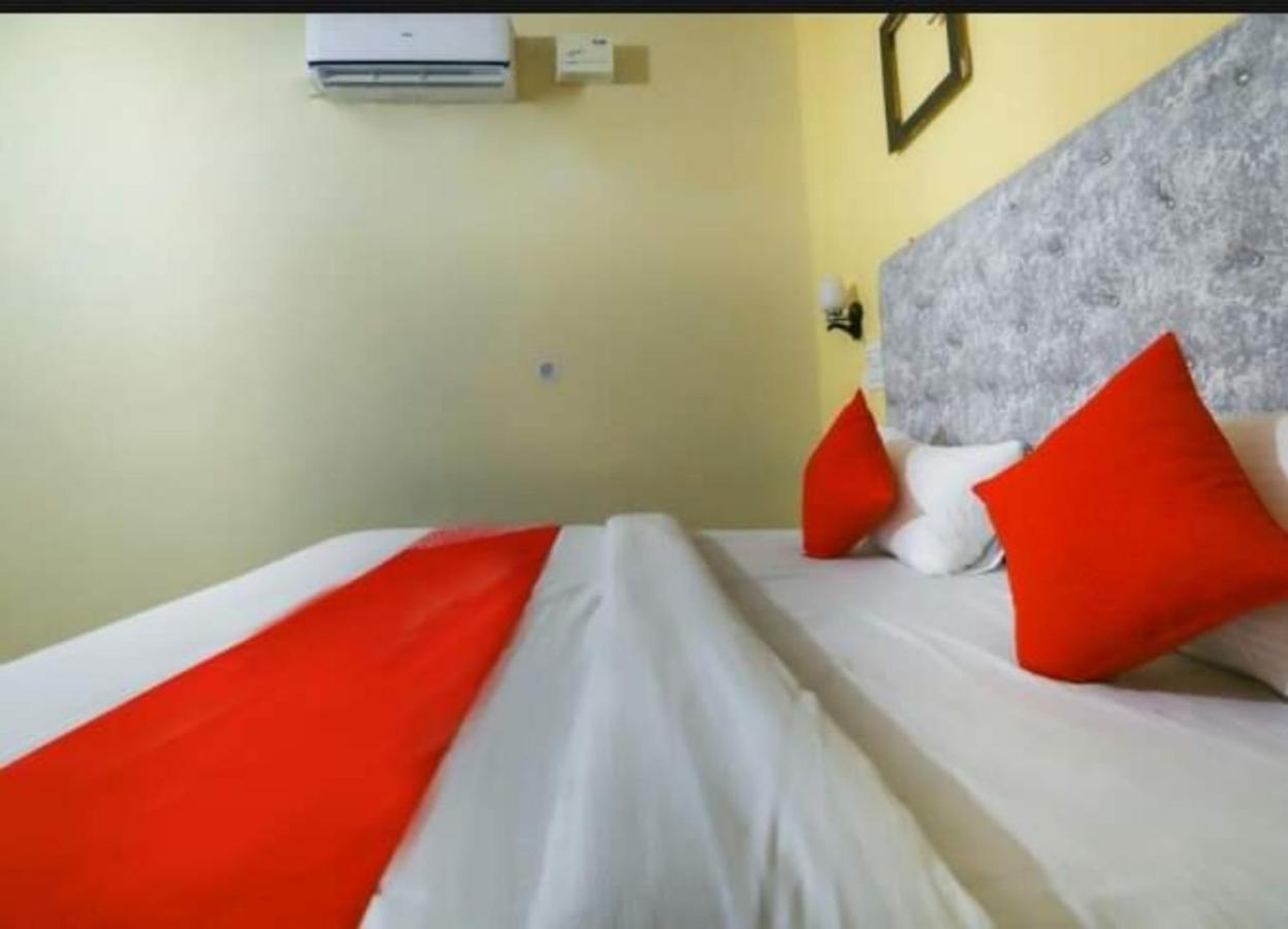 Oyo Green Villa Meerut Esterno foto